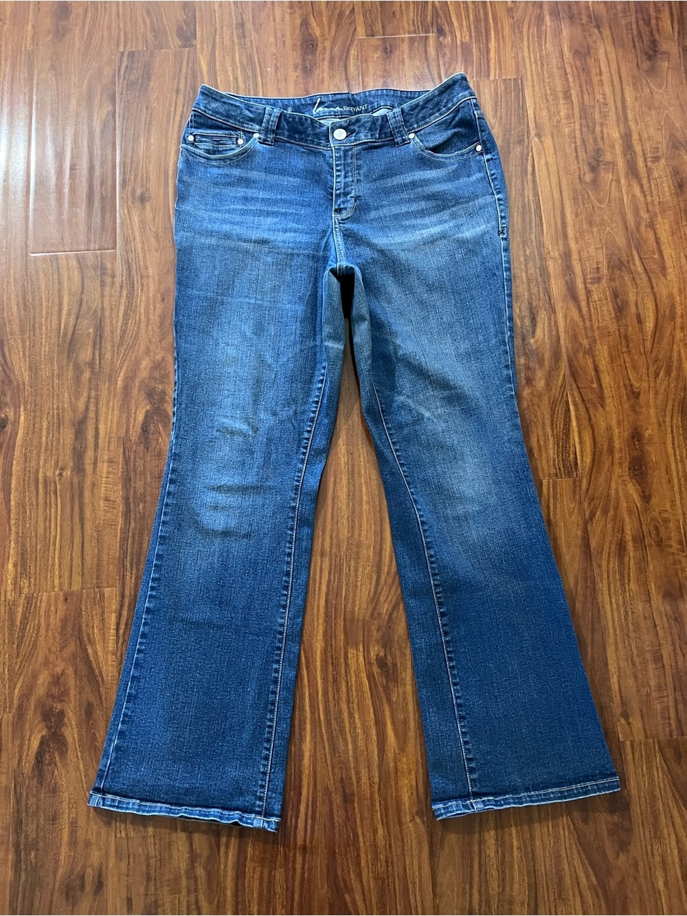 Lane Bryant Genius Fit Slim Bootcut Jeans size 16